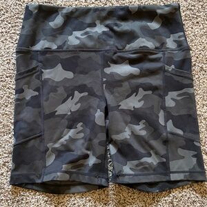 Yogalicious Lux Camouflage Biker Shorts